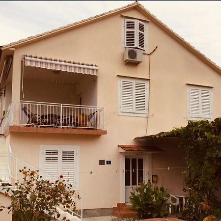 Anita Guest House Тиват Экстерьер фото