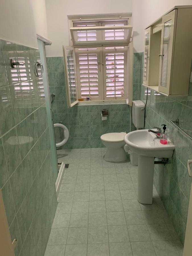 Anita Guest House Тиват Экстерьер фото
