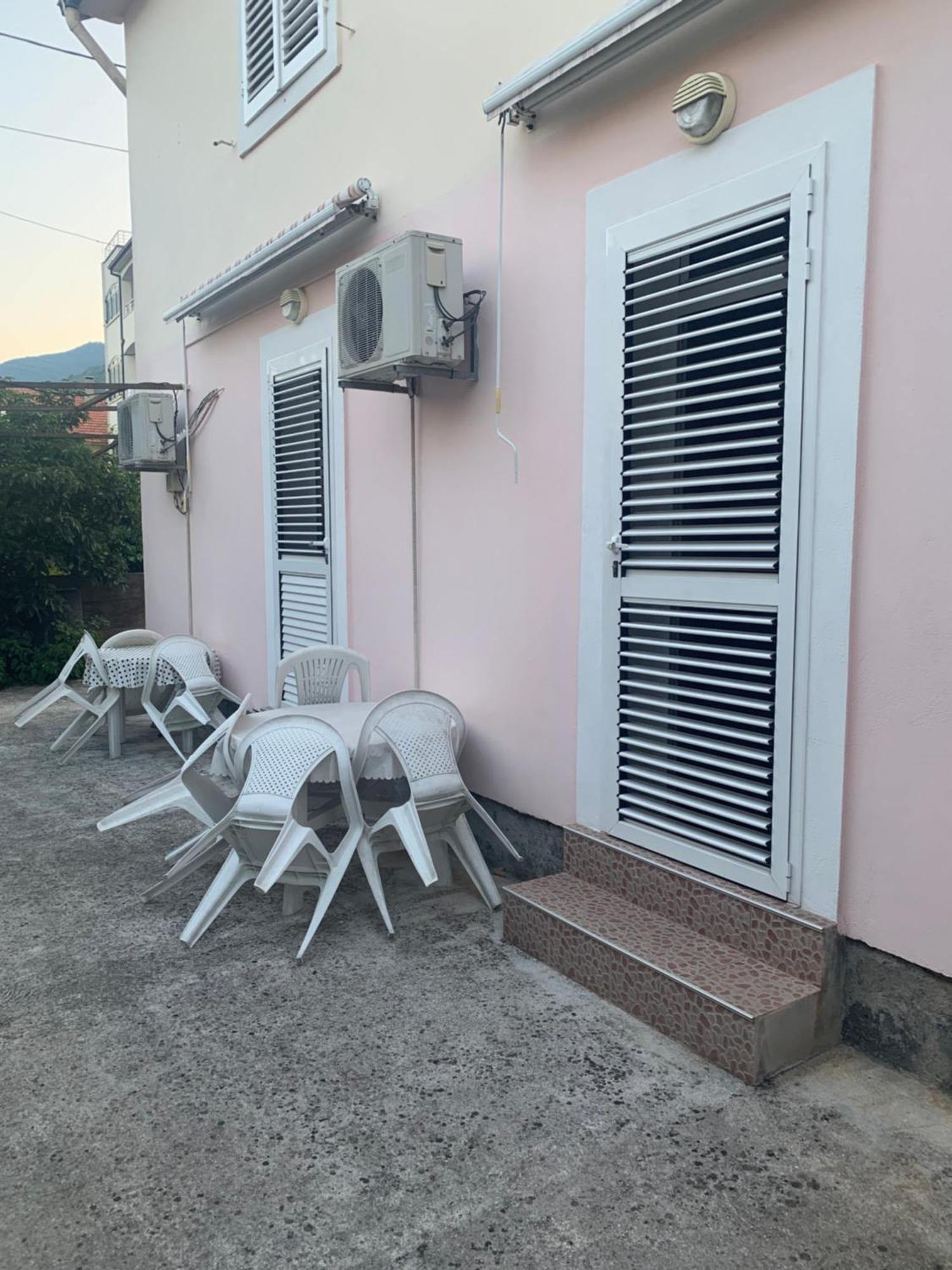 Anita Guest House Тиват Экстерьер фото