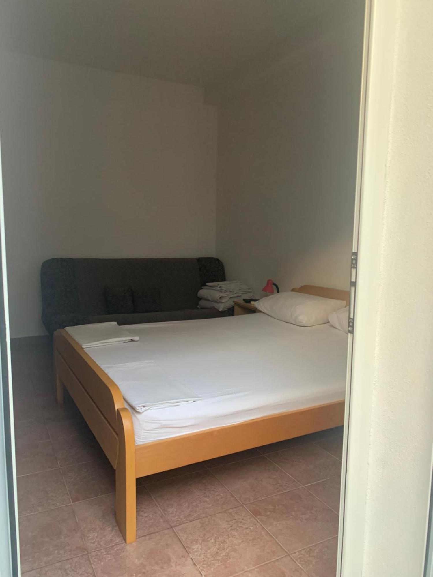 Anita Guest House Тиват Экстерьер фото