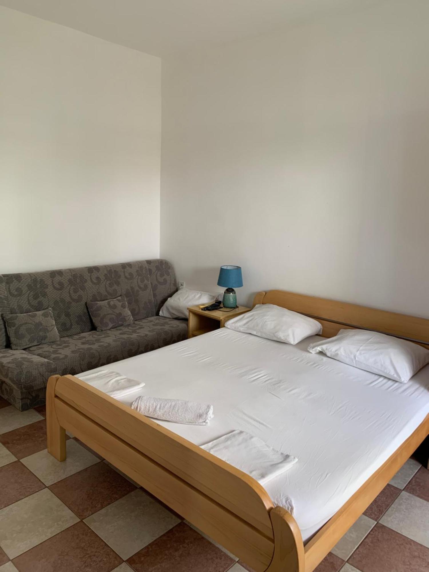 Anita Guest House Тиват Экстерьер фото