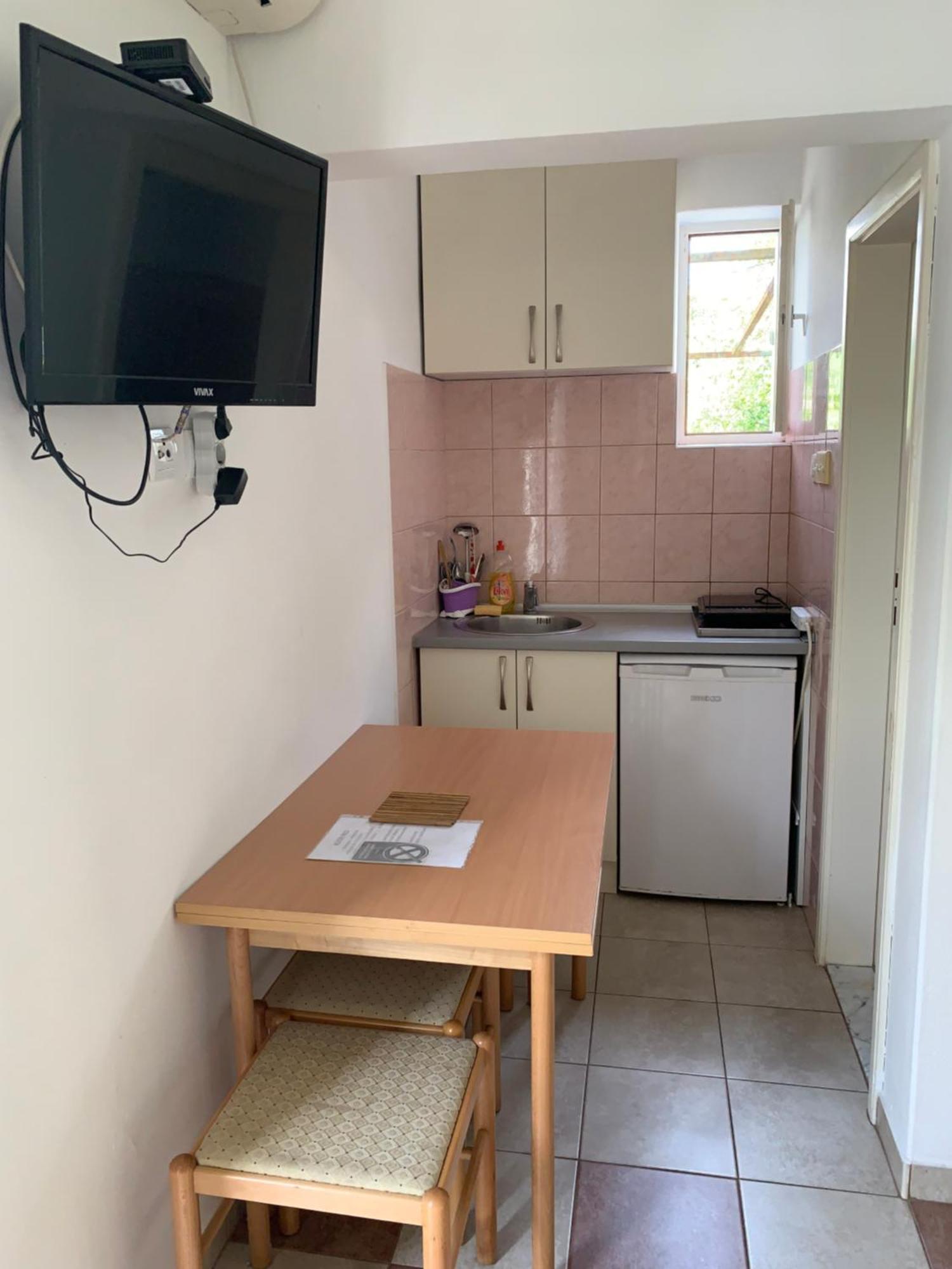 Anita Guest House Тиват Экстерьер фото